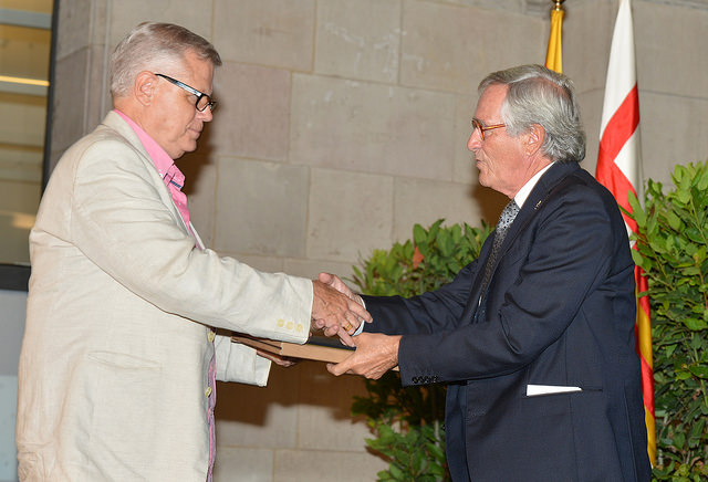 15020086278_eb5a0f4ea0_z