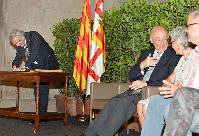 15203604661_fa4d7f0fa6_z