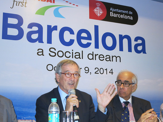 15486842185_6c3836e951_z