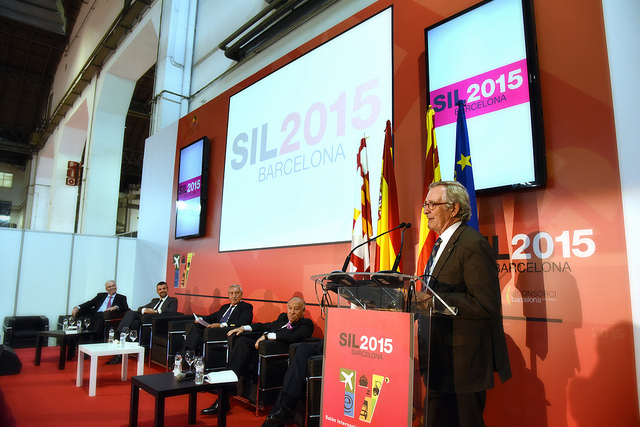 18449416020_7c4ed40527_z