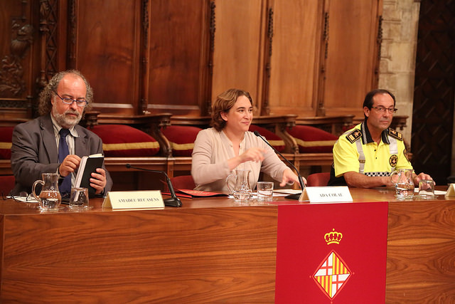 19351403176_0c5881b30a_z