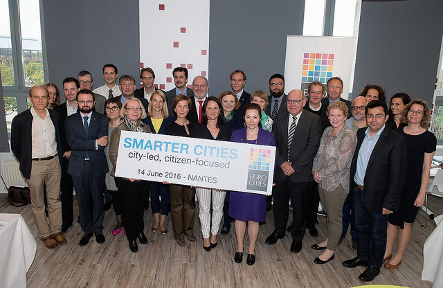 27565960442_4dfe49809c_z