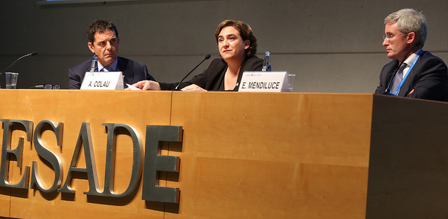 28403810736_bd51b7961d_z